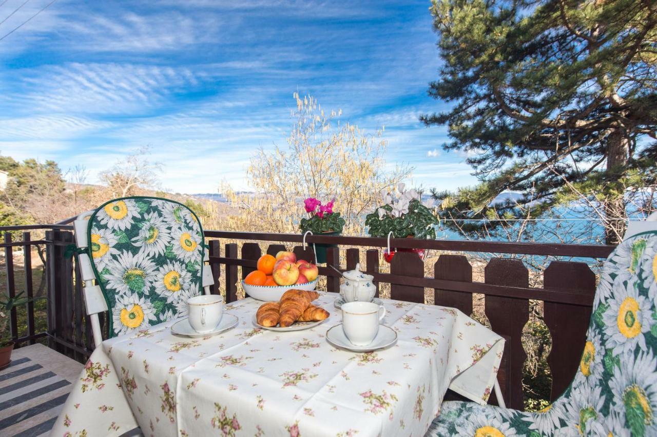 Appartement Comfy And Warm Ap With Balcony Surrounded With Beautiful Nature Lovran